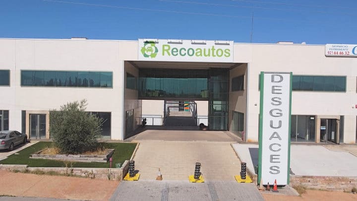DESGUACES RECOAUTOS DESGUACES RECOAUTOS